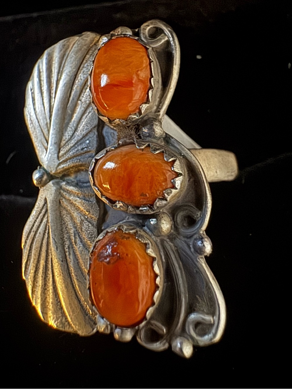 Sterling Silver spiny oyster ring beautiful native design - statement ring
